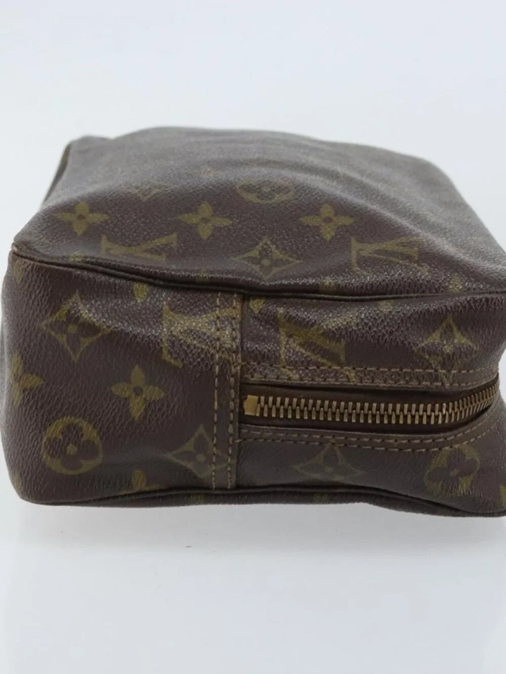 Louis Vuitton brand	louis vuitton